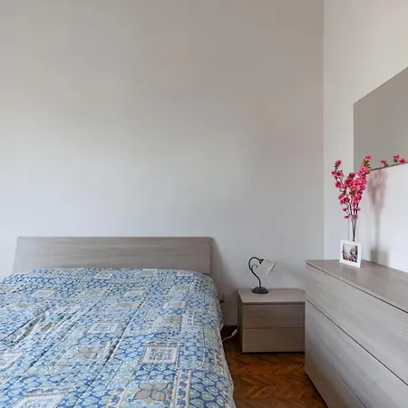 Roomy House With Private Courtyard! Apartment *