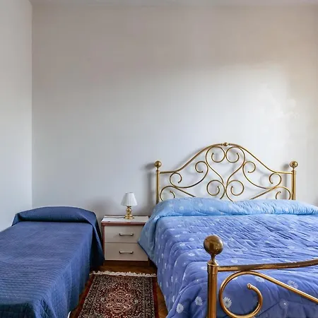 Roomy House With Private Courtyard! Viareggio