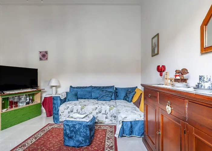 Roomy House With Private Courtyard! *