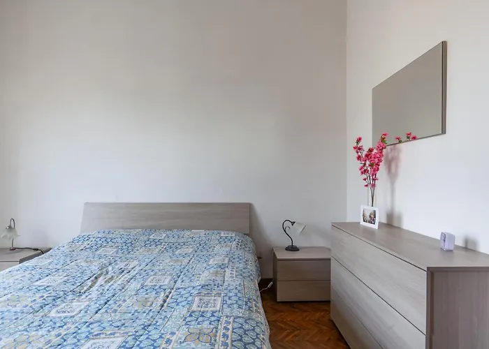 Roomy House With Private Courtyard! アパート *